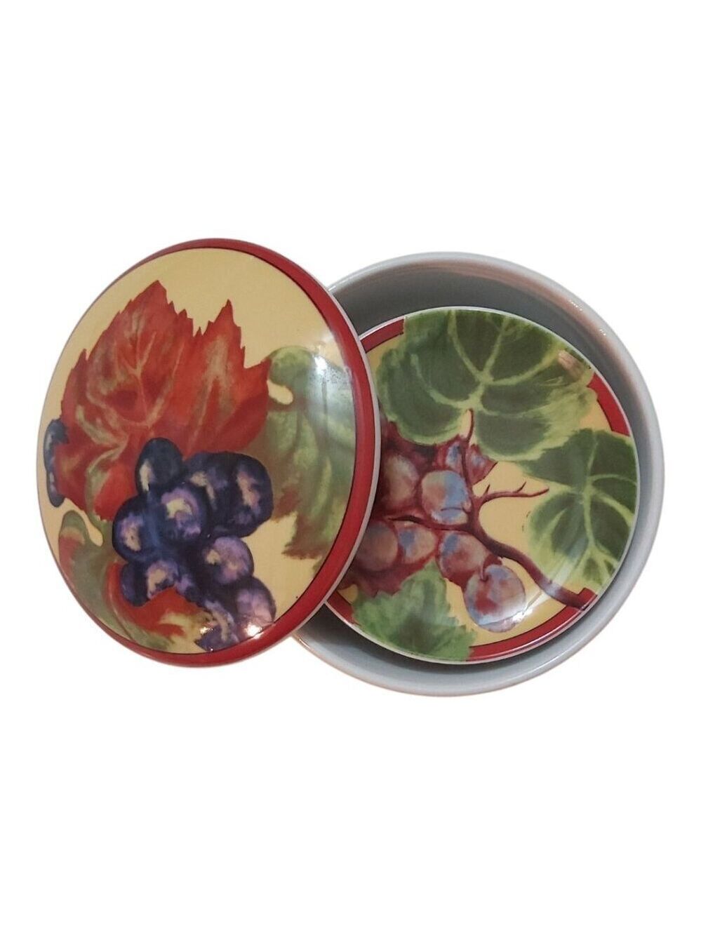Set of 4 BIA Vendange Saucer Plates with Grape Leaf Motif